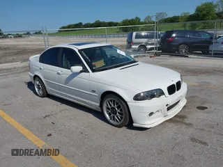2001 BMW 3 Series 325i with VIN WBAAN374X1ND47372, listed as a IAAI auction lot 42834487 with 179,223 mi miles and . Bid and sale history available at DreamBid. Image 1.