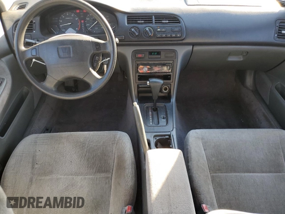 1995 Honda Accord LX with VIN JHMCD563XSC052199, listed as a Copart auction lot 45469205 with 333,643 mi miles and Salvage Title. Bid and sale history available at carsss.com. Image 8.