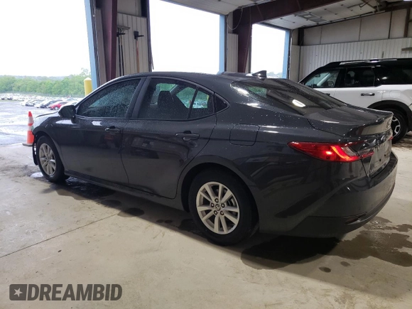 2025 Toyota Camry LE z VIN 4T1DAACK9SU506208, wystawiony jako Copart lot #56706605 z przebiegiem 17 651 mil mil oraz Szkoda całkowita • Salvage title. Historia ofert i sprzedaży dostępna na DreamBid. Obrazek 2.