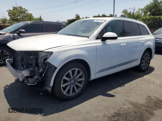 2019 Audi Q7 Premium Plus with VIN WA1LHAF76KD040542, listed as a Copart auction lot 59851105 with 109,499 mi miles and Salvage title. Bid and sale history available at DreamBid. Image 1.