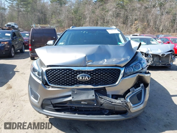 2017 Kia Sorento LX z VIN 5XYPGDA36HG267353, wystawiony jako IAAI lot #41785397 z przebiegiem 126 629 mil mil oraz . Historia ofert i sprzedaży dostępna na DreamBid. Obrazek 12.