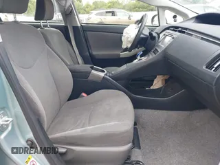 2015 Toyota Prius Four with VIN JTDKN3DU2F1895311, listed as a IAAI auction lot 42525427 with 80,944 mi miles and . Bid and sale history available at DreamBid. Image 5.