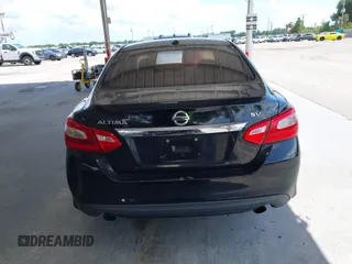 2017 Nissan Altima SV z VIN 1N4AL3AP4HC197439, wystawiony jako IAAI lot #42464354 z przebiegiem 163 406 mil mil oraz . Historia ofert i sprzedaży dostępna na DreamBid. Obrazek 17.