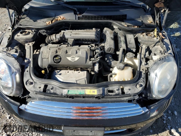 2011 MINI Convertible с VIN WMWZN3C55BTZ89445, выставлен на аукционе Copart как лот 78996404 с пробегом 71 821 миль миль и Списание • Salvage title. История ставок и продаж доступна на DreamBid. Изображение 11.