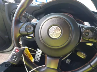 2017 Toyota 86 z VIN JF1ZNAA1XH8707535, wystawiony jako IAAI lot #41969546 z przebiegiem 85 468 mil mil oraz . Historia ofert i sprzedaży dostępna na DreamBid. Obrazek 11.