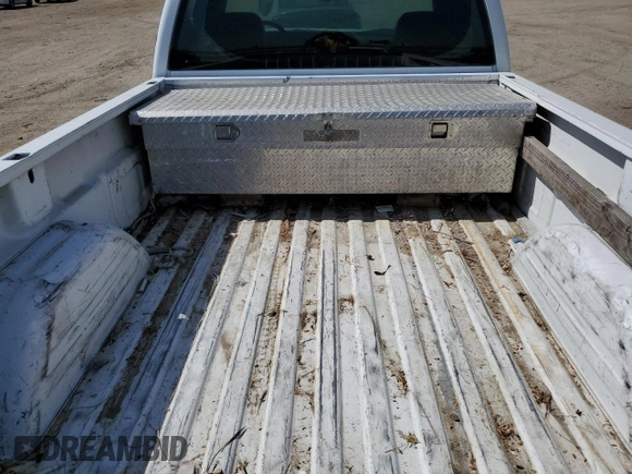 2004 Chevrolet Silverado 1500 Work Truck with VIN 1GCEC14X44Z349027, listed as a Copart auction lot 52174783 with 352,414 mi miles and Salvage Title. Bid and sale history available at carsss.com. Image 10.