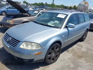 2003 Volkswagen Passat GLX z VIN WVWYH63B43E326130, wystawiony jako IAAI lot #42380050 z przebiegiem 156 338 mil mil oraz . Historia ofert i sprzedaży dostępna na DreamBid. Obrazek 2.
