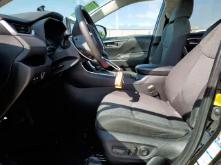 2022 Toyota RAV4 XLE with VIN 2T3P1RFV4NW292113, listed as a Copart auction lot 58870175 with 56,921 mi miles and Salvage title. Bid and sale history available at DreamBid. Image 7.