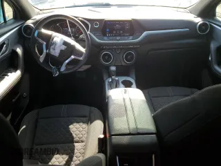 2020 Chevrolet Blazer LT z VIN 3GNKBCRS4LS687688, wystawiony jako Copart lot #50051785 z przebiegiem 58 231 mil mil oraz Nie do naprawy • Non repairable. Historia ofert i sprzedaży dostępna na DreamBid. Obrazek 8.