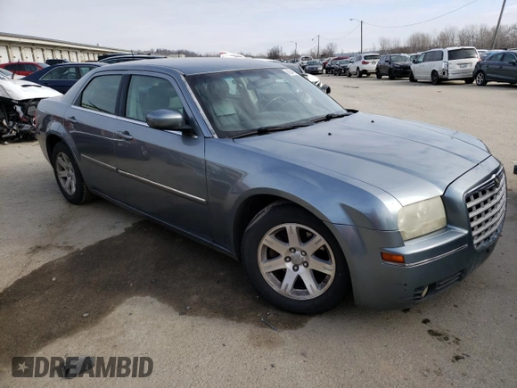 2006 Chrysler 300 Touring with VIN 2C3KA53G76H498802, listed as a Copart auction lot 89347395 with 185,070 mi miles and Salvage Title. Bid and sale history available at carsss.com. Image 4.
