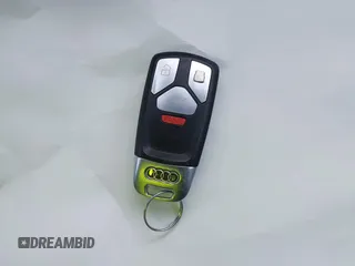 2018 Audi SQ5 Premium Plus с VIN WA1A4AFY9J2041495, выставлен на аукционе IAAI как лот 41613341 с пробегом 151 462 миль миль и . История ставок и продаж доступна на DreamBid. Изображение 11.