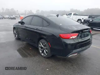 2015 Chrysler 200 S with VIN 1C3CCCBG5FN644092, listed as a IAAI auction lot 40822108 with 94,400 mi miles. Bid and sale history available at carsss.com. Image 3.