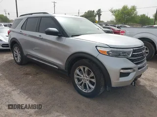 2022 Ford Explorer XLT z VIN 1FMSK7DH0NGA78705, wystawiony jako IAAI lot #41839689 z przebiegiem 40 699 mil mil oraz . Historia ofert i sprzedaży dostępna na DreamBid. Obrazek 1.