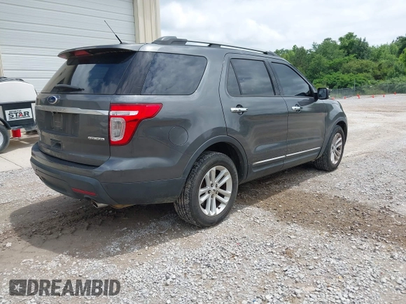 2015 Ford Explorer XLT with VIN 1FM5K7D87FGC58147, listed as a IAAI auction lot 42266992 with 164,195 mi miles and . Bid and sale history available at DreamBid. Image 4.