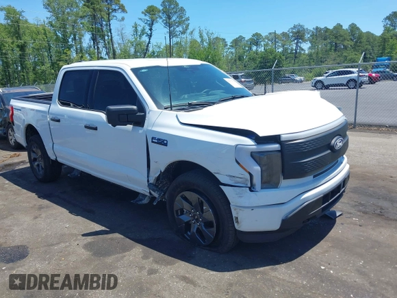 2024 Ford F-150 Lightning XLT с VIN 1FTVW3LK6RWG26665, выставлен на аукционе IAAI как лот 42337628 с пробегом 2 936 миль миль и . История ставок и продаж доступна на DreamBid. Изображение 1.
