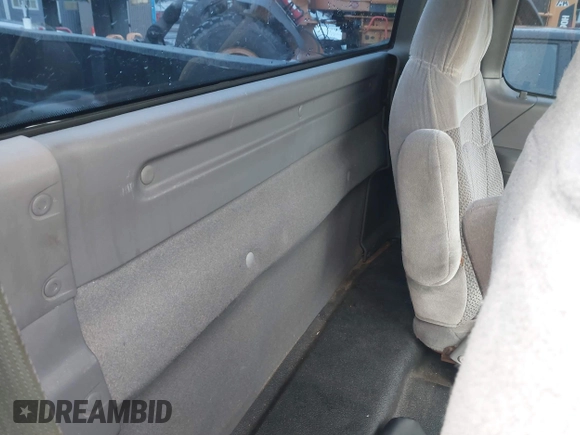 2002 Ford F-150 XL with VIN 1FTRF17242NB86232, listed as a IAAI auction lot 42336859 with 119,321 mi miles and . Bid and sale history available at DreamBid. Image 8.