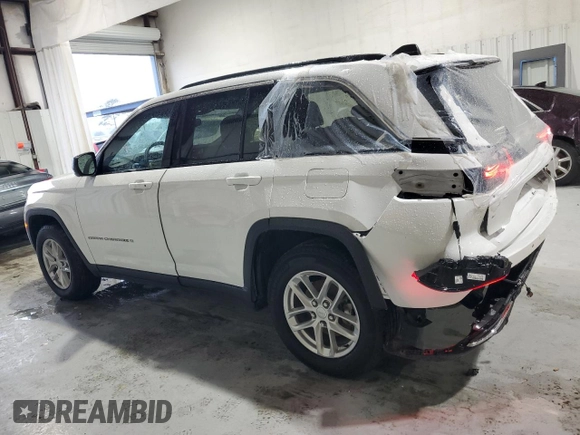 2024 Jeep Grand Cherokee Laredo X with VIN 1C4RJGAG2RC185995, listed as a Copart auction lot 56421785 with 19,068 mi miles and Salvage title. Bid and sale history available at DreamBid. Image 2.