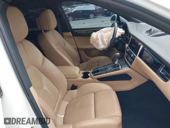2021 Porsche Macan with VIN WP1AA2A52MLB06086, listed as a IAAI auction lot 39423611 with 56,559 mi miles and . Bid and sale history available at DreamBid. Image 5.