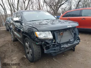 2011 Jeep Grand Cherokee Limited with VIN 1J4RR5GG1BC522483, listed as a IAAI auction lot 41551692 with 186,339 mi miles. Bid and sale history available at carsss.com. Image 17.