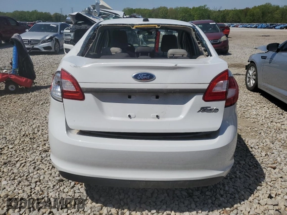 2013 Ford Fiesta S с VIN 3FADP4AJ6DM225821, выставлен на аукционе Copart как лот 52918295 с пробегом 134 245 миль миль и Чистый • Clean title. История ставок и продаж доступна на DreamBid. Изображение 6.