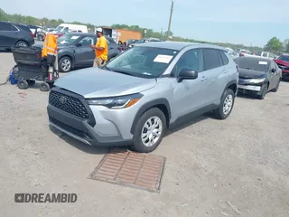 2022 Toyota Corolla Cross L с VIN 7MUAAAAG7NV009940, выставлен на аукционе IAAI как лот 42117351 с пробегом 23 290 миль миль и . История ставок и продаж доступна на DreamBid. Изображение 2.