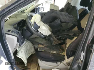 2013 Ford Escape SE с VIN 1FMCU9GX5DUA38746, выставлен на аукционе Copart как лот 56034105 с пробегом Не указан миль и Списание • Salvage title. История ставок и продаж доступна на DreamBid. Изображение 7.