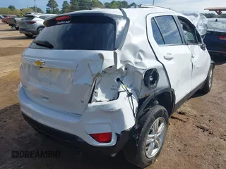 2020 Chevrolet Trax LT with VIN KL7CJLSB5LB315103, listed as a IAAI auction lot 41884353 with 87,095 mi miles and . Bid and sale history available at DreamBid. Image 18.