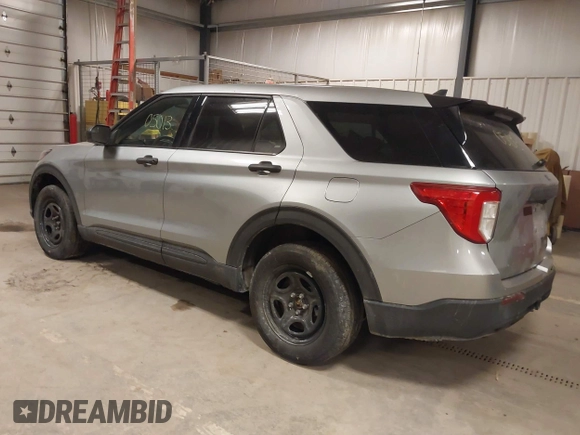 2023 Ford Police Interceptor Utility z VIN 1FM5K8AB3PGA35241, wystawiony jako IAAI lot #41505013 z przebiegiem 13 136 mil mil oraz . Historia ofert i sprzedaży dostępna na DreamBid. Obrazek 3.