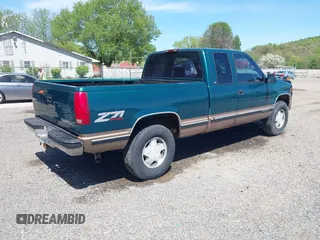 1998 Chevrolet Silverado 1500 with VIN 2GCEK19R8W1234004, listed as a IAAI auction lot 42161786 with 208,786 mi miles and . Bid and sale history available at DreamBid. Image 4.