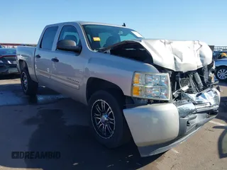 2009 Chevrolet Silverado 1500 LT with VIN 3GCEC23019G120466, listed as a IAAI auction lot 41754684 with 119,330 mi miles. Bid and sale history available at carsss.com. Image 1.