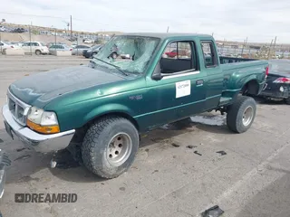 2000 Ford Ranger XL with VIN 1FTZR15V8YPB56331, listed as a IAAI auction lot 42072088 with 106,999 mi miles. Bid and sale history available at carsss.com. Image 2.