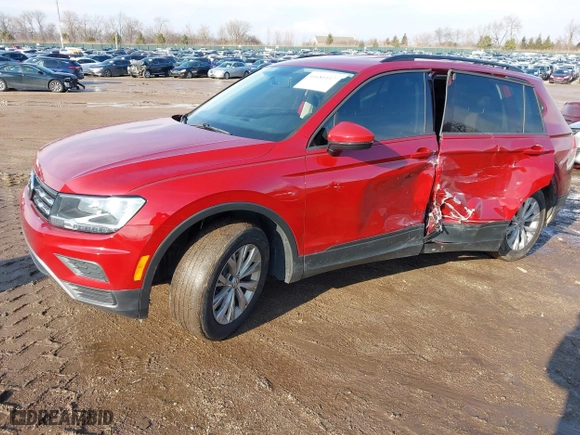 2018 Volkswagen Tiguan S with VIN 3VV1B7AX2JM050594, listed as a IAAI auction lot 41681117 with 134,654 mi miles. Bid and sale history available at carsss.com. Image 17.