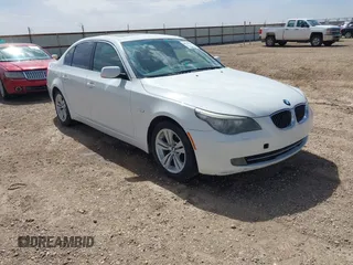 2009 BMW 5 Series 528i with VIN WBANU53549C117877, listed as a IAAI auction lot 41799090 with 191,675 mi miles and . Bid and sale history available at carsss.com. Image 1.