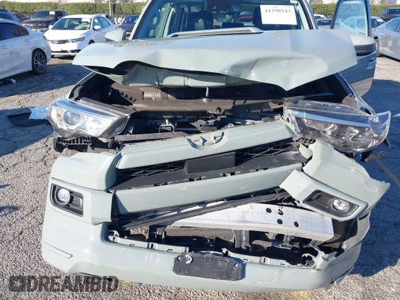 2022 Toyota 4Runner TRD Sport with VIN JTESU5JR8N5987279, listed as a IAAI auction lot 41298543 with 71,032 mi miles and . Bid and sale history available at DreamBid. Image 6.