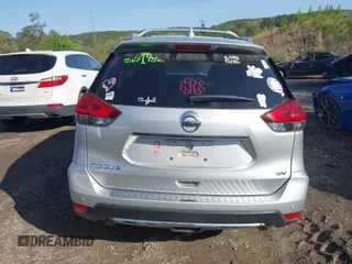 2020 Nissan Rogue SV with VIN JN8AT2MT7LW015645, listed as a IAAI auction lot 41931378 with 66,518 mi miles. Bid and sale history available at carsss.com. Image 15.