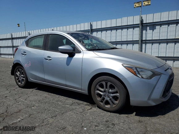 2020 Toyota Yaris Hatchback LE with VIN 3MYDLBJV9LY702599, listed as a Copart auction lot 70024364 with 63,806 mi miles and Salvage Title. Bid and sale history available at carsss.com. Image 4.
