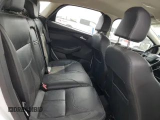 2015 Ford Focus SE with VIN 1FADP3K2XFL327399, listed as a Copart auction lot 50781745 with 144,566 mi miles and Salvage Title. Bid and sale history available at carsss.com. Image 10.