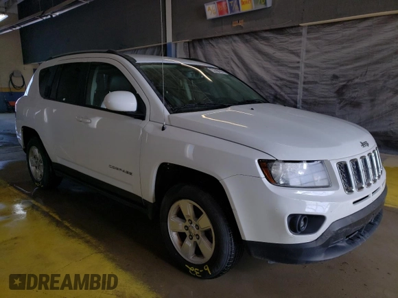2016 Jeep Compass Latitude with VIN 1C4NJCEB2GD651390, listed as a Copart auction lot 46271055 with 140,003 mi miles and Clean Title. Bid and sale history available at carsss.com. Image 4.