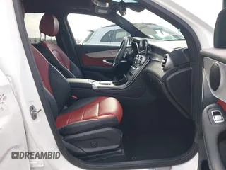 2022 Mercedes-Benz GLC with VIN W1N0G8EB6NG078133, listed as a IAAI auction lot 41448660 with 31,695 mi miles. Bid and sale history available at carsss.com. Image 5.