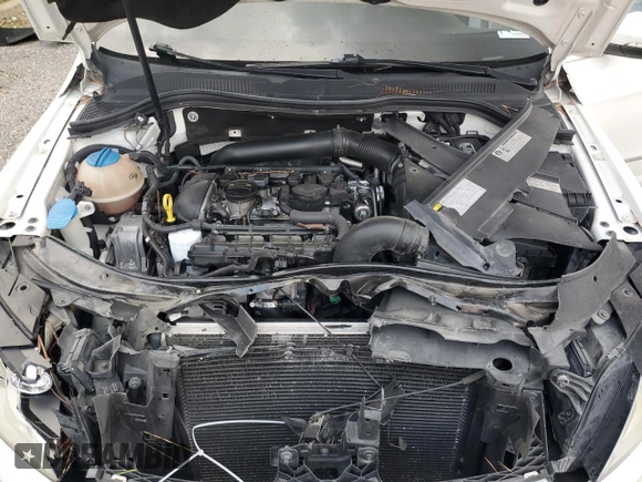 2014 Volkswagen CC Sport with VIN WVWBN7AN2EE507523, listed as a Copart auction lot 81892814 with 102,242 mi miles and Salvage Title. Bid and sale history available at carsss.com. Image 12.