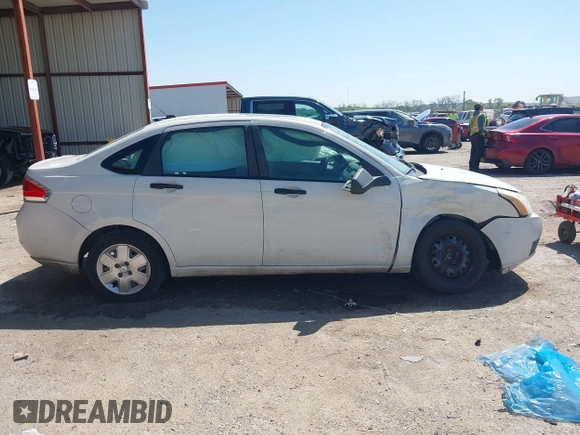 2010 Ford Focus S with VIN 1FAHP3EN4AW164831, listed as a IAAI auction lot 41976380 with 1 mi miles. Bid and sale history available at carsss.com. Image 12.