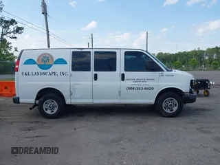 2012 GMC Savana Cargo with VIN 1GTW7FCA1C1157824, listed as a IAAI auction lot 42012172 with 200,961 mi miles. Bid and sale history available at carsss.com. Image 14.