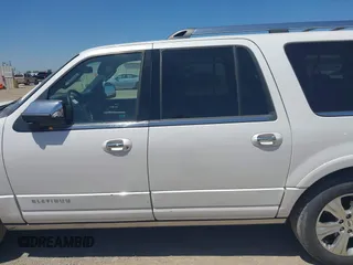 2016 Ford Expedition Max Platinum z VIN 1FMJK1LT6GEF29083, wystawiony jako IAAI lot #41932234 z przebiegiem 181 953 mil mil oraz . Historia ofert i sprzedaży dostępna na DreamBid. Obrazek 14.