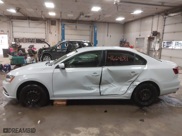 2017 Volkswagen Jetta 1.4T S with VIN 3VW167AJ5HM279535, listed as a IAAI auction lot 41664681 with 98,902 mi miles. Bid and sale history available at carsss.com. Image 14.