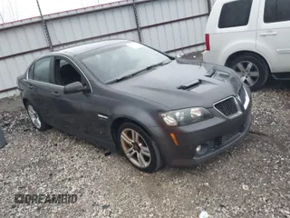 2009 Pontiac G8 with VIN 6G2ER577X9L185706, listed as a IAAI auction lot 41938748 with 150,648 mi miles. Bid and sale history available at carsss.com. Image 1.