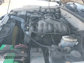 1997 Toyota 4Runner Limited z VIN JT3GN87R3V0043679, wystawiony jako IAAI lot #42043029 z przebiegiem 296 834 mil mil oraz . Historia ofert i sprzedaży dostępna na DreamBid. Obrazek 12.