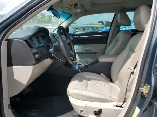 2005 Chrysler 300 with VIN 2C3JA53G95H616536, listed as a Copart auction lot 51099885 with 186,749 mi miles and Salvage Title. Bid and sale history available at carsss.com. Image 7.