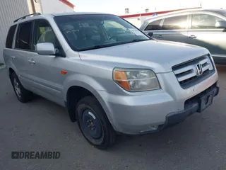 2008 Honda Pilot EX-L with VIN 5FNYF18588B031842, listed as a IAAI auction lot 42576860 with 283,567 mi miles and . Bid and sale history available at DreamBid. Image 1.