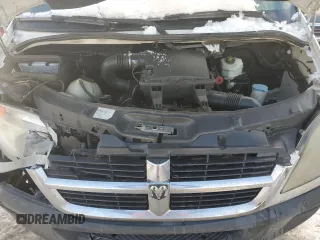 2007 Dodge Sprinter Passenger with VIN WD8PE745675180018, listed as a Copart auction lot 87104844 with Not Provided miles and Salvage Title. Bid and sale history available at carsss.com. Image 14.