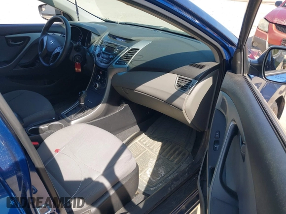 2015 Hyundai Elantra SE z VIN 5NPDH4AE7FH565322, wystawiony jako IAAI lot #42300061 z przebiegiem 94 342 mil mil oraz . Historia ofert i sprzedaży dostępna na DreamBid. Obrazek 5.
